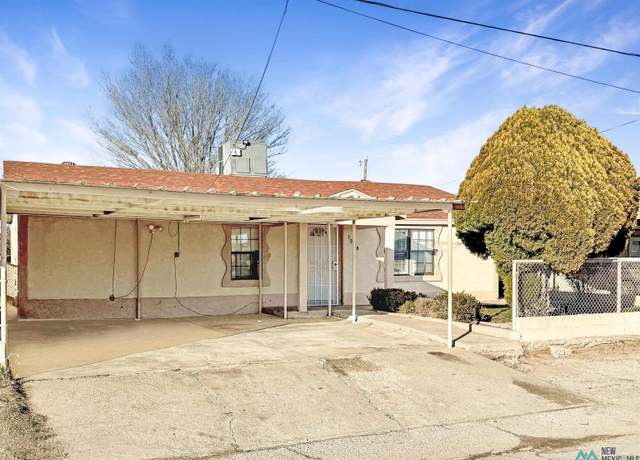 Property at 1508 E Skelly St, Hobbs, NM 88240, 3 beds, 2 baths