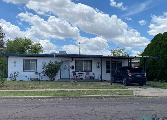Property at 1721 N Penasco Dr, Hobbs, NM 88240, 3 beds, 2 baths