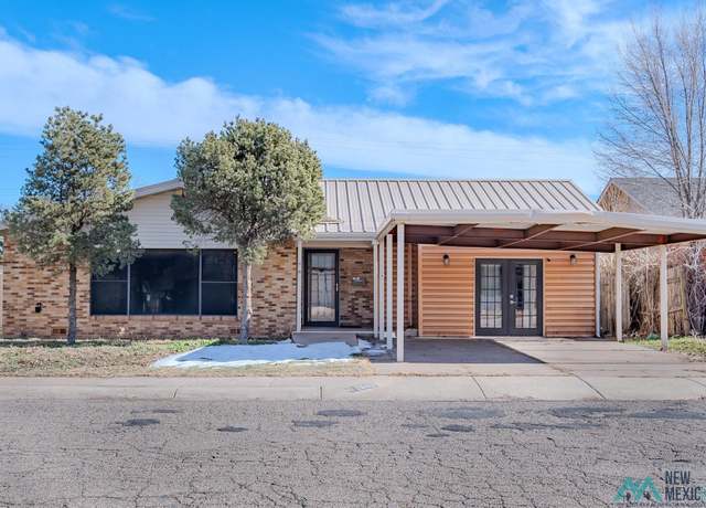 Property at 2805 Gidding St, Clovis, NM 88101, 3 beds, 2 baths