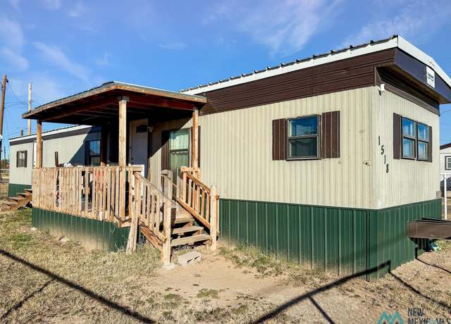 Property at 1518 E Skelly St, Hobbs, NM 88240, 3 beds, 1 bath