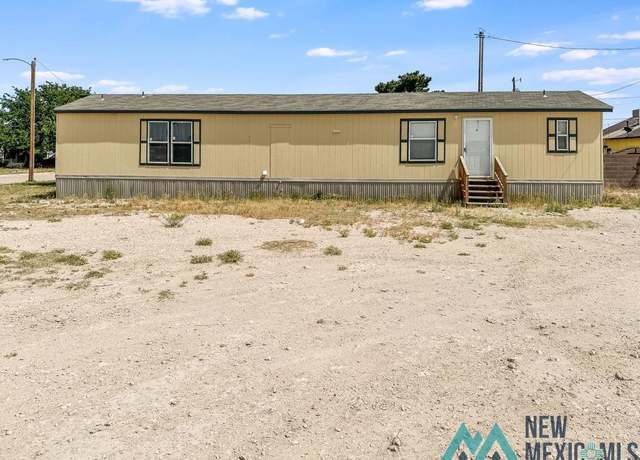 Property at 500 E Adams Dr, Lovington, NM 88260, 2 beds, 2 baths