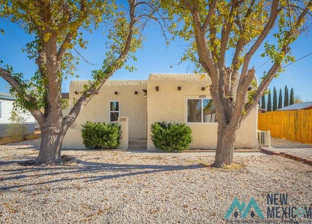 Property at 1107 S Roselawn Ave, Artesia, NM 88210, 4 beds, 2 baths