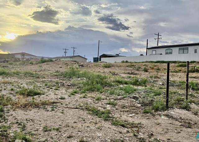 Property at 3006 W Carver St, Carlsbad, NM 88220