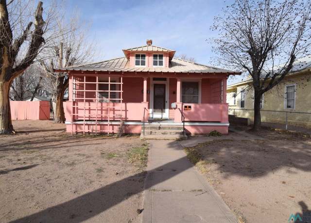 Property at 811 W Pine St, Deming, NM 88030, 3 beds, 1 bath