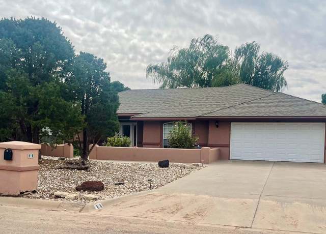 Property at 11 El Arco Iris, Roswell, NM 88201, 3 beds, 2 baths