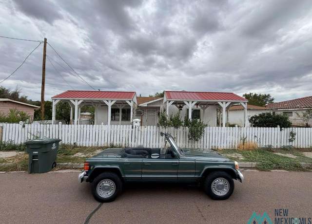 Property at 709 W Mesa Ave, Gallup, NM 87301, 3 beds, 2 baths