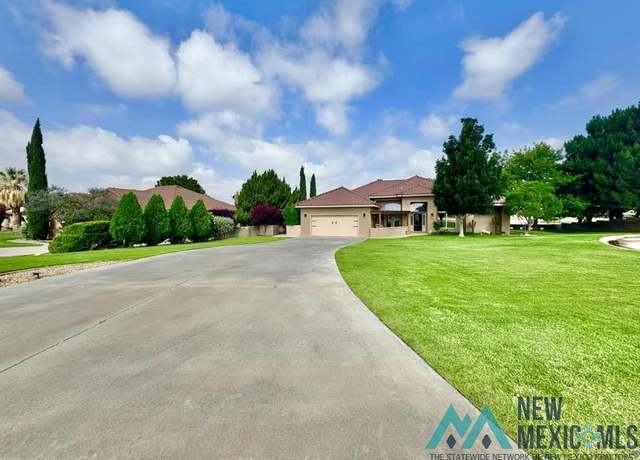 Property at 603 Oakwood Pl, Carlsbad, NM 88220, 3 beds, 2 baths