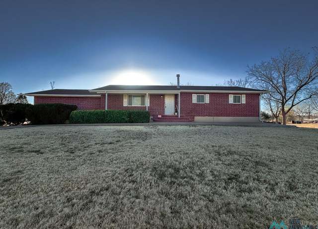 Property at 4100 N Atkinson Ave, Roswell, NM 88201, 4 beds, 3 baths