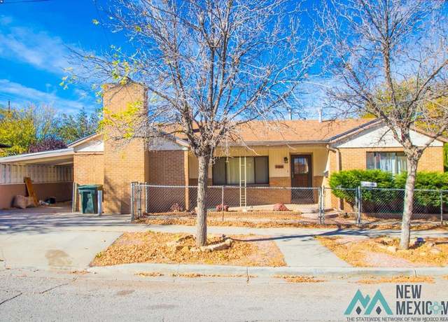 Property at 600 Country Dr, Gallup, NM 87301, 3 beds, 2 baths