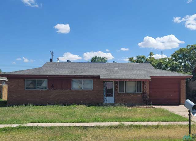 Property at 1500 Yale Dr, Roswell, NM 88203, 3 beds, 1 bath