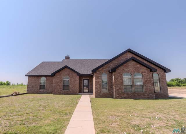 Property at 2801 Fred Daugherty Ave, Clovis, NM 88101, 4 beds, 2 baths