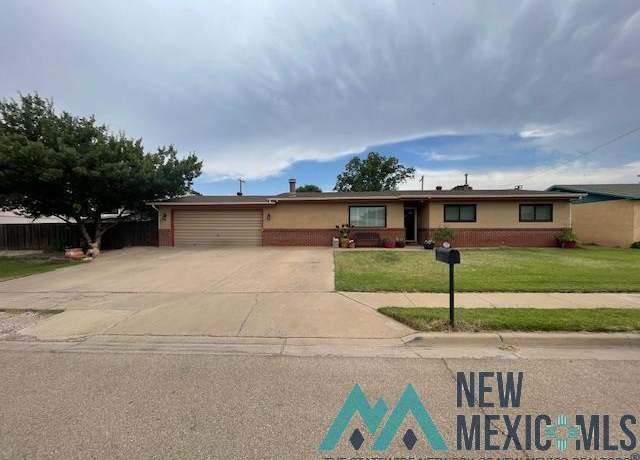 Property at 2209 W Mann Ave, Artesia, NM 88210, 3 beds, 2 baths