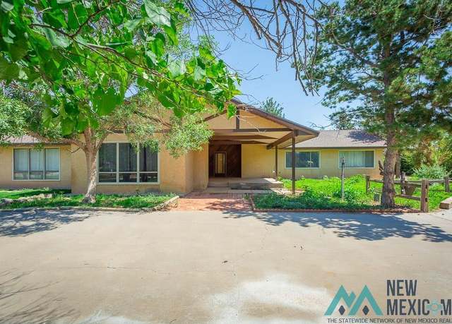 Property at 411 Tierra Berrenda Dr, Roswell, NM 88201, 3 beds, 3 baths