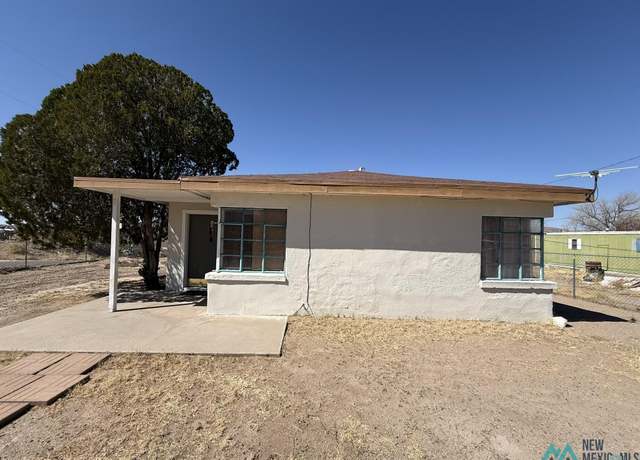 Property at 102 Maple St, Truth Or Consequences, NM 87901, 2 beds, 1 bath