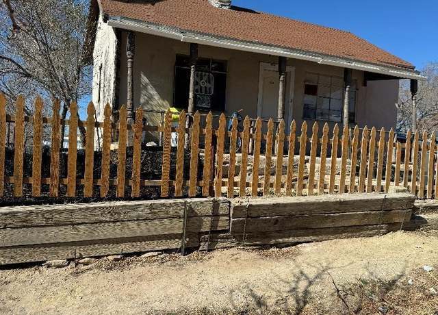 Property at 514 W Hill Ave, Gallup, NM 87301, 3 beds, 2 baths