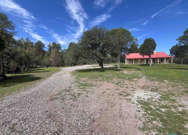 Property at 2 John Deere Rd, Mimbres, NM 88049, 3 beds, 2 baths