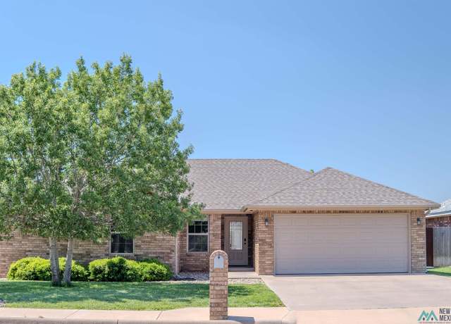 Property at 2323 Flagstone Dr, Clovis, NM 88101, 4 beds, 2 baths
