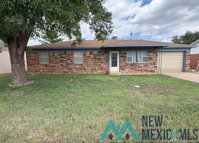 Property at 104 Tucker Ave, Clovis, NM 88101, 3 beds, 2 baths