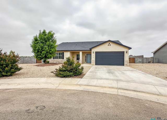 Property at 4213 Honolulu Rd, Carlsbad, NM 88220, 4 beds, 2.5 baths