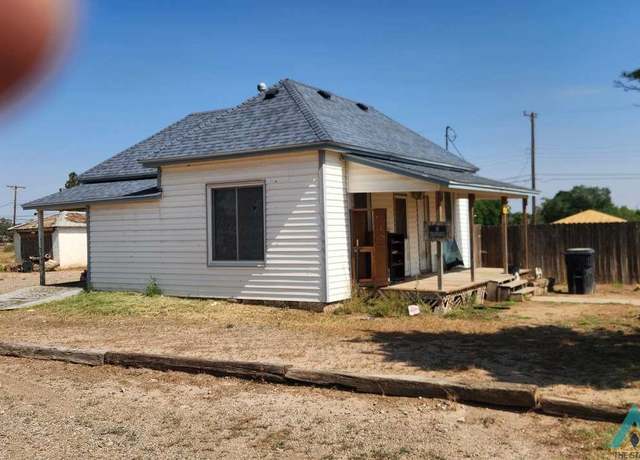 Property at 910 S Pennsylvania Ave, Roswell, NM 88203, 2 beds, 1 bath