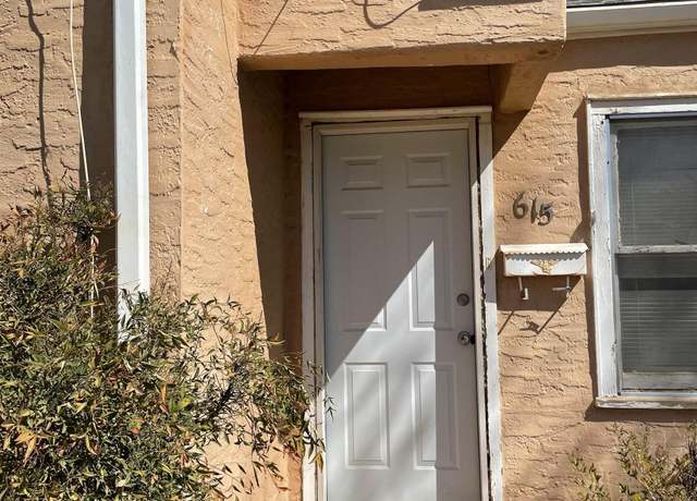 Property at 615 S Michigan Ave, Roswell, NM 88203, 2 beds, 1 bath