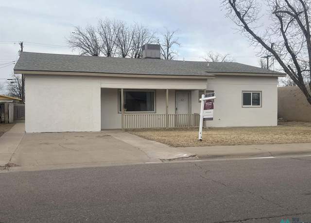 Property at 1104 W Runyan Ave, Artesia, NM 88210, 3 beds, 3 baths