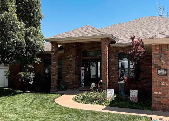 Property at 2321 Happy Ln, Clovis, NM 88101, 4 beds, 2.5 baths