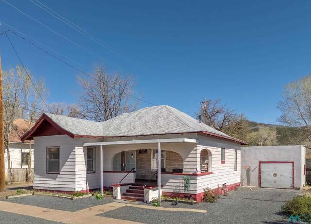 Property at 220 Parsons Ave, Raton, NM 87740, 3 beds, 1 bath