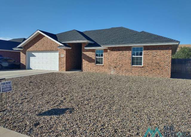 Property at 2208 Ralph Boone Dr, Clovis, NM 88101, 3 beds, 2 baths