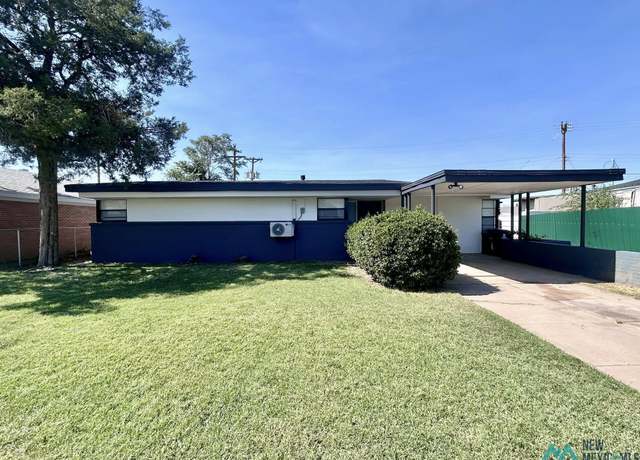 Property at 901 N Plains Dr, Roswell, NM 88203, 3 beds, 2 baths
