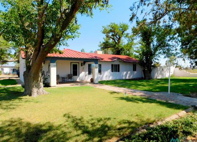 Property at 3101 E Laguna Dr, Deming, NM 88030, 3 beds, 2 baths