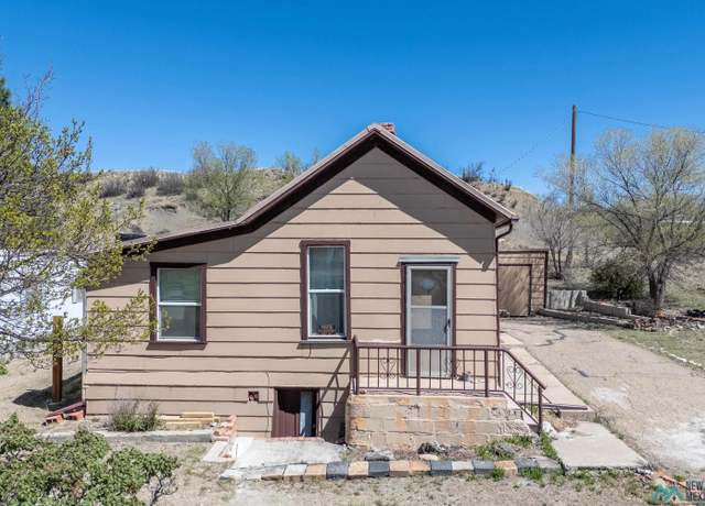 Property at 170 E Troy Ave, Raton, NM 87740, 3 beds, 1 bath