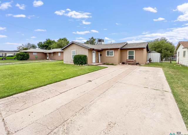 Property at 1631 N Gila Dr, Hobbs, NM 88240, 4 beds, 2 baths