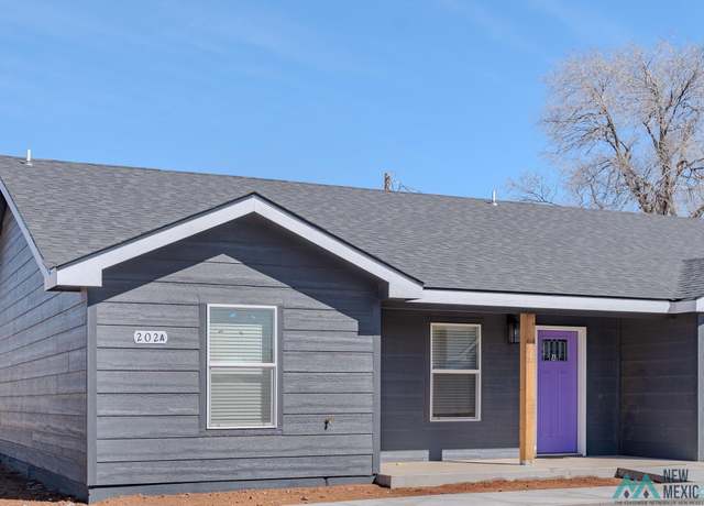 Property at 202 La Salle St, Clovis, NM 88101, 3 beds, 3 baths