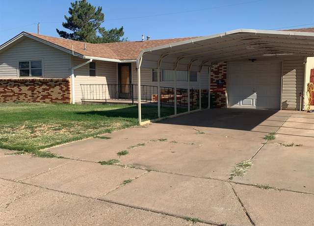 Property at 3108 Mandell Cir, Clovis, NM 88101, 3 beds, 2 baths