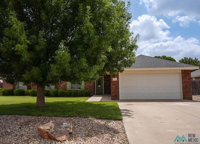 Property at 1805 Arbor Dr, Clovis, NM 88101, 3 beds, 2 baths