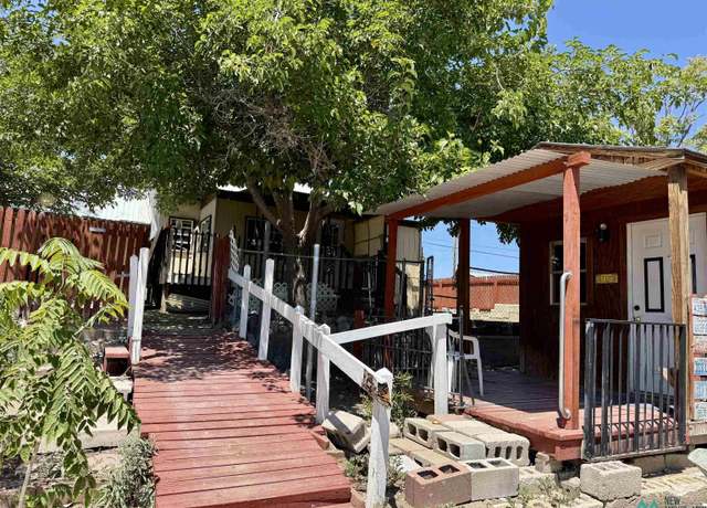 Property at 510 Ash St, Truth Or Consequences, NM 87901, 4 beds, 2 baths