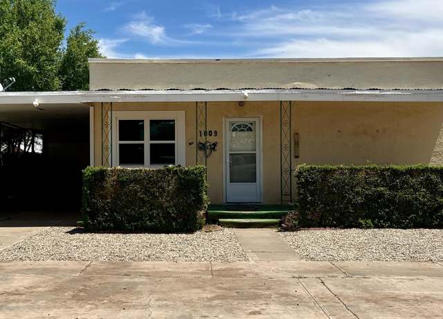 Property at 1009 Ross St, Clovis, NM 88101, 3 beds, 1 bath