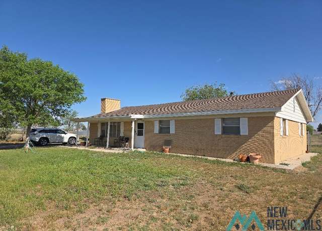 Property at 2405 W Summit St, Roswell, NM 88203, 4 beds, 3 baths