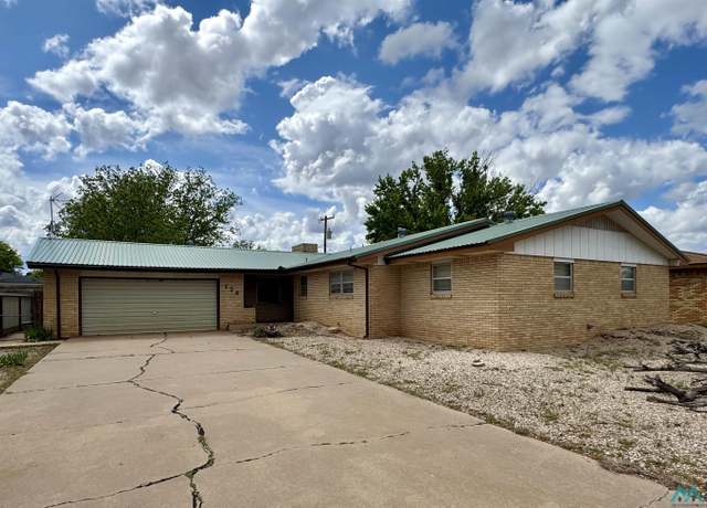 Property at 124 Westerfield Pl, Clovis, NM 88101, 4 beds, 2 baths