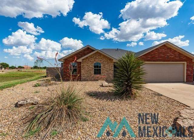 Property at 729 Almond Tree Ln, Clovis, NM 88101, 4 beds, 2 baths