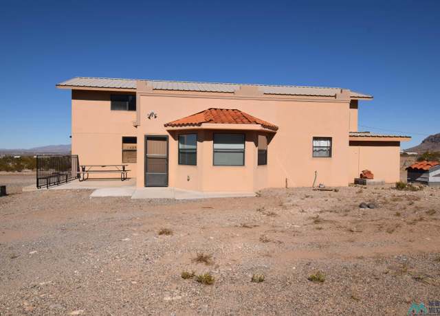 Property at 8295 Monte Vista Rd Rd SE, Deming, NM 88030, 3 beds, 3 baths