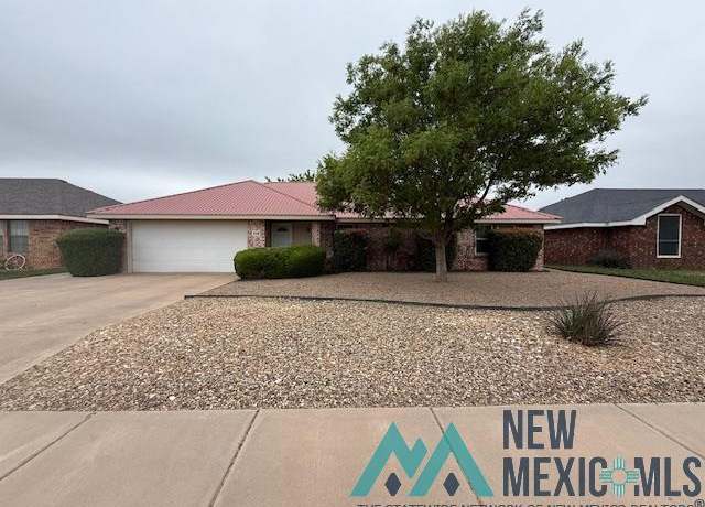 Property at 2608 Hammond Dr, Clovis, NM 88101, 4 beds, 2 baths