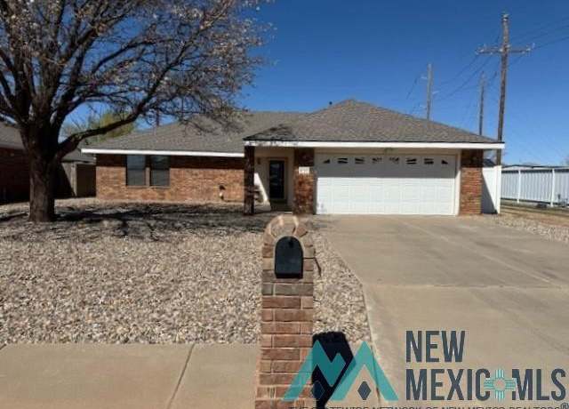 Property at 1756 Simmons St, Clovis, NM 88101, 3 beds, 2 baths