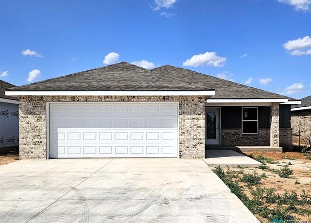 Property at 228 Starlite Dr, Clovis, NM 88101, 3 beds, 2 baths