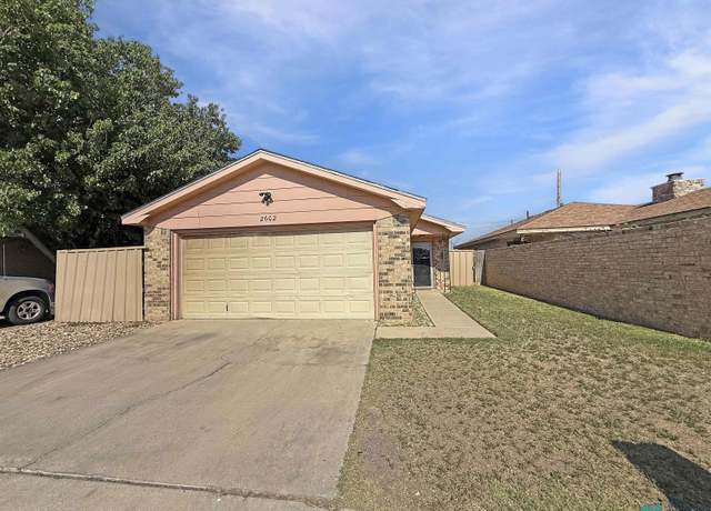 Property at 2602 N Selman St, Hobbs, NM 88240, 3 beds, 2 baths