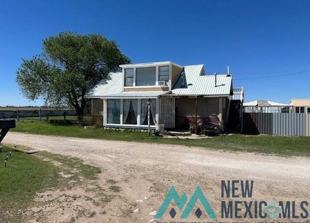 Property at 259 S Roosevelt Road Z Rd, Portales, NM 88130, 3 beds, 2 baths
