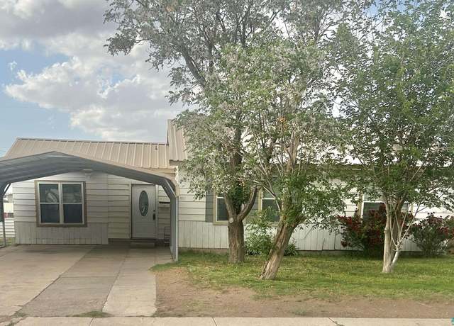 Property at 307 W Mesquite Dr, Hobbs, NM 88240, 3 beds, 1 bath