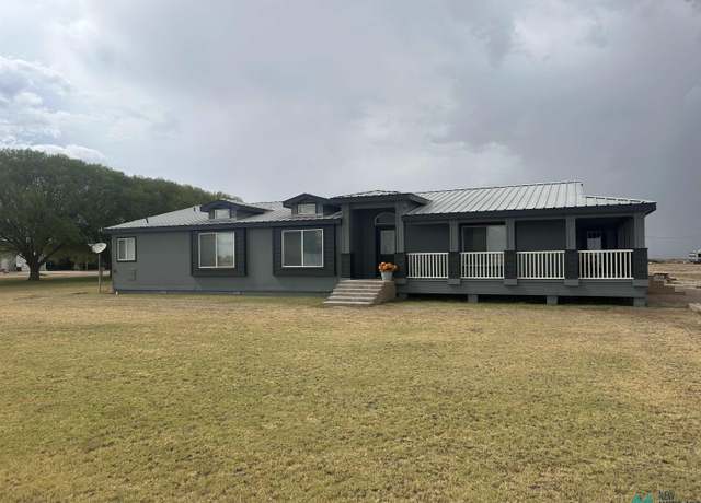 Property at 10062 Hope Hwy, Artesia, NM 88210, 3 beds, 2.5 baths