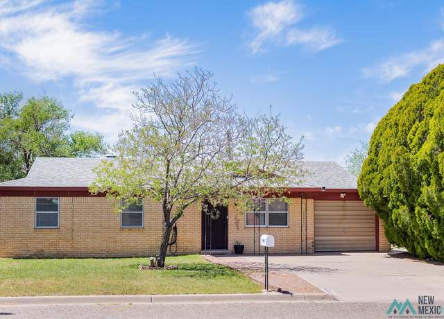 Property at 3208 Ross St, Clovis, NM 88101, 3 beds, 2 baths